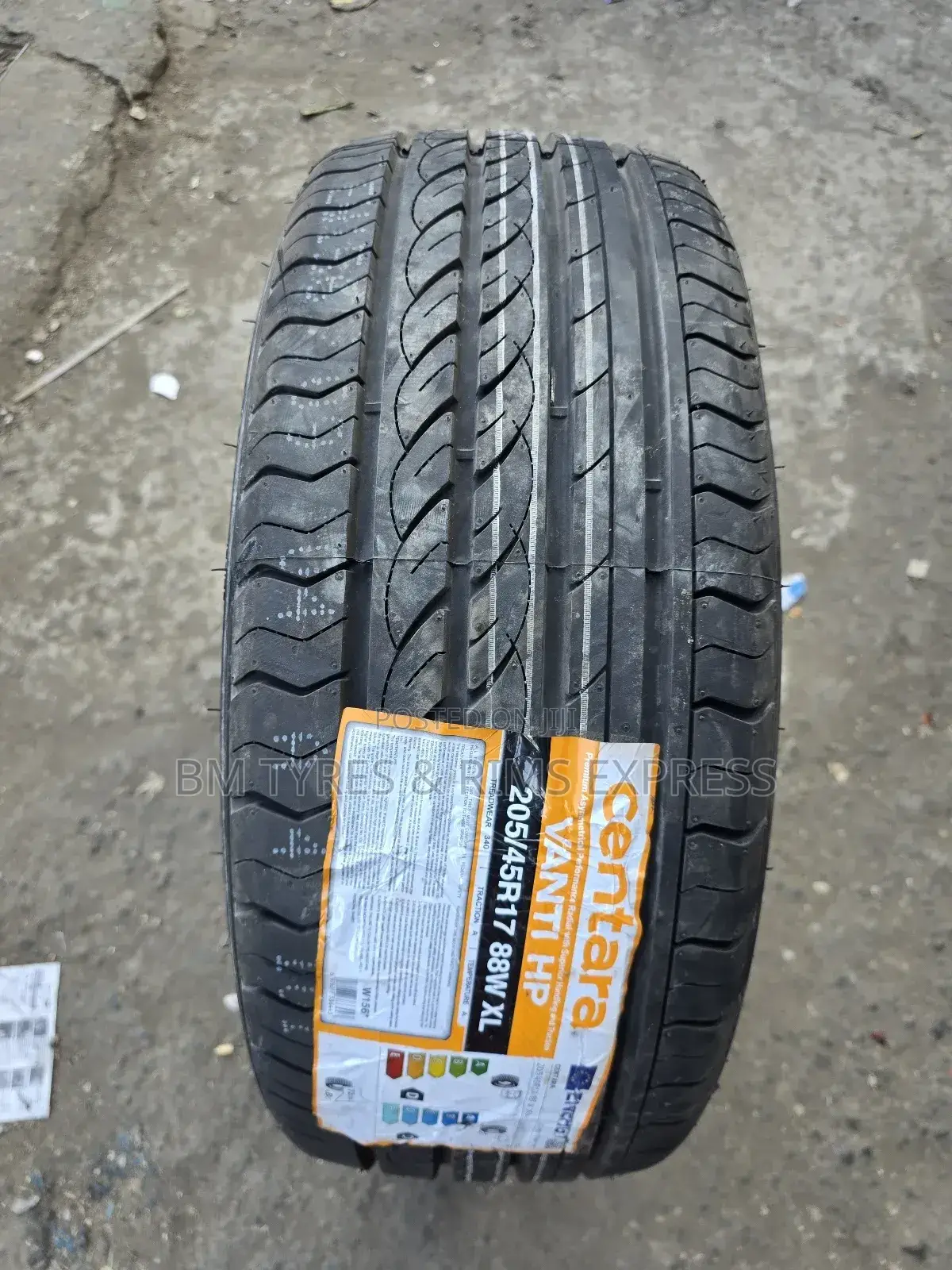 205 /45 R17 Centera Tyres