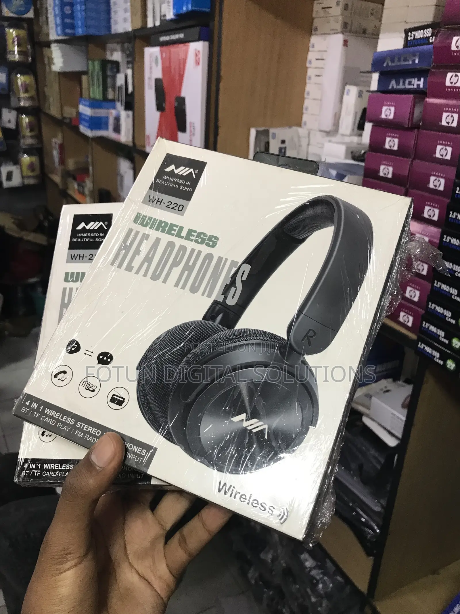 Nia Wh-220 Easy-Use Headphones-Large Buttons, Fm Radio,Tfcard Playback