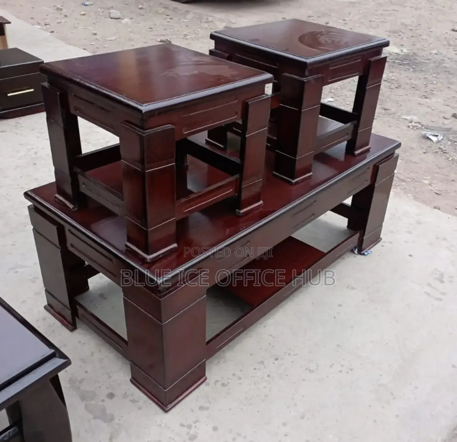 Mahogany Coffe Table