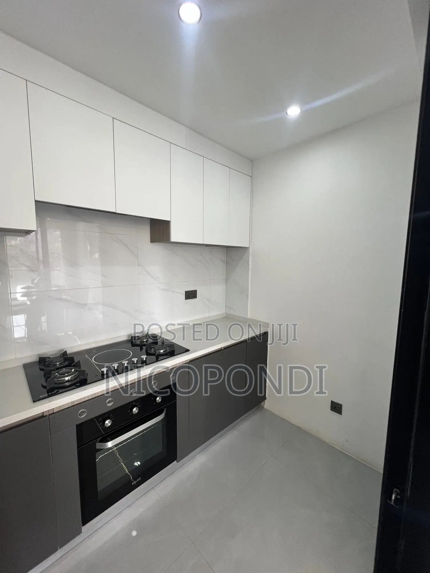 3bdrm Apartment in Kilimani, Hurlingham for sale