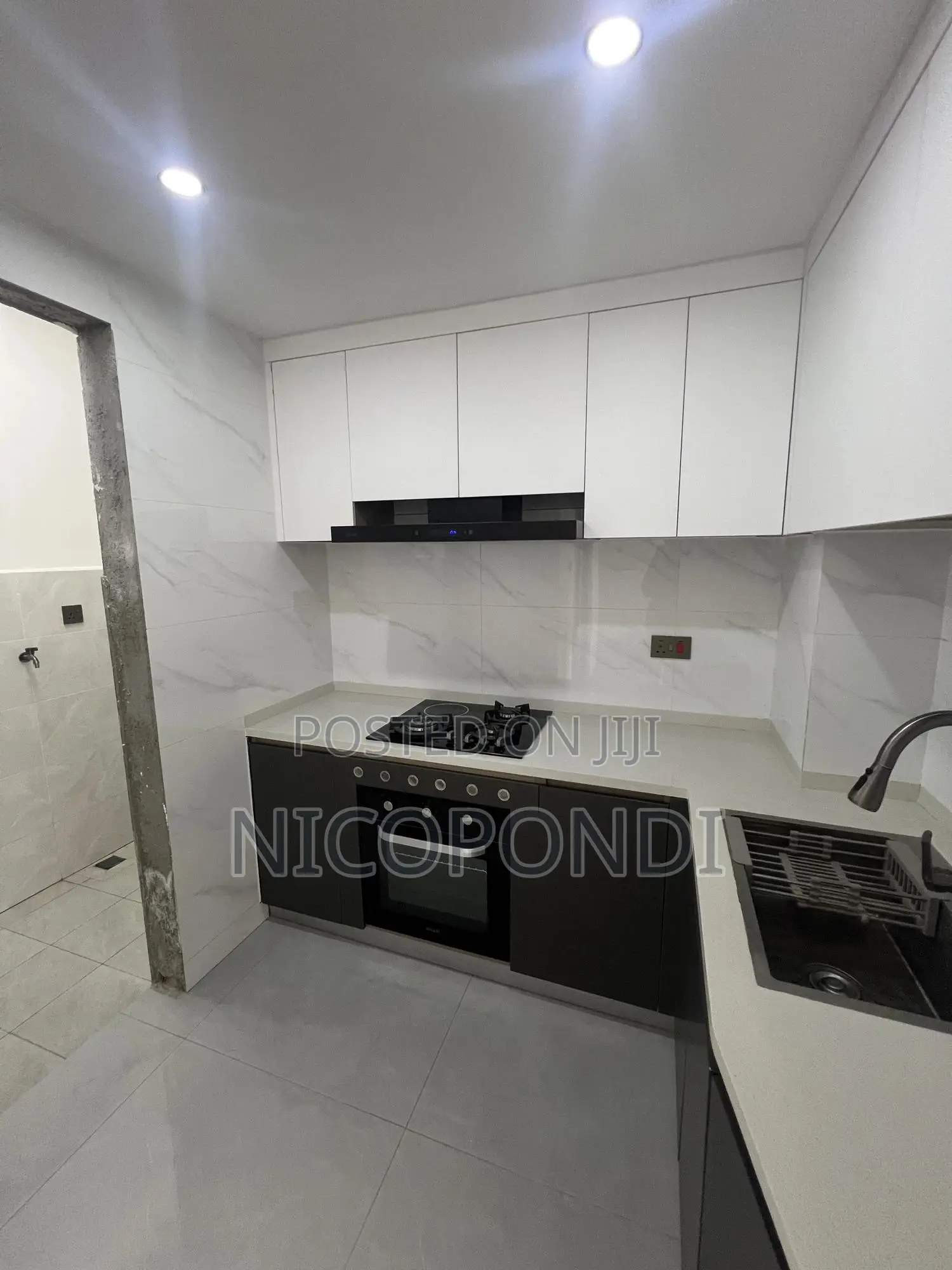 1bdrm Apartment in Kilimani, Hurlingham for sale
