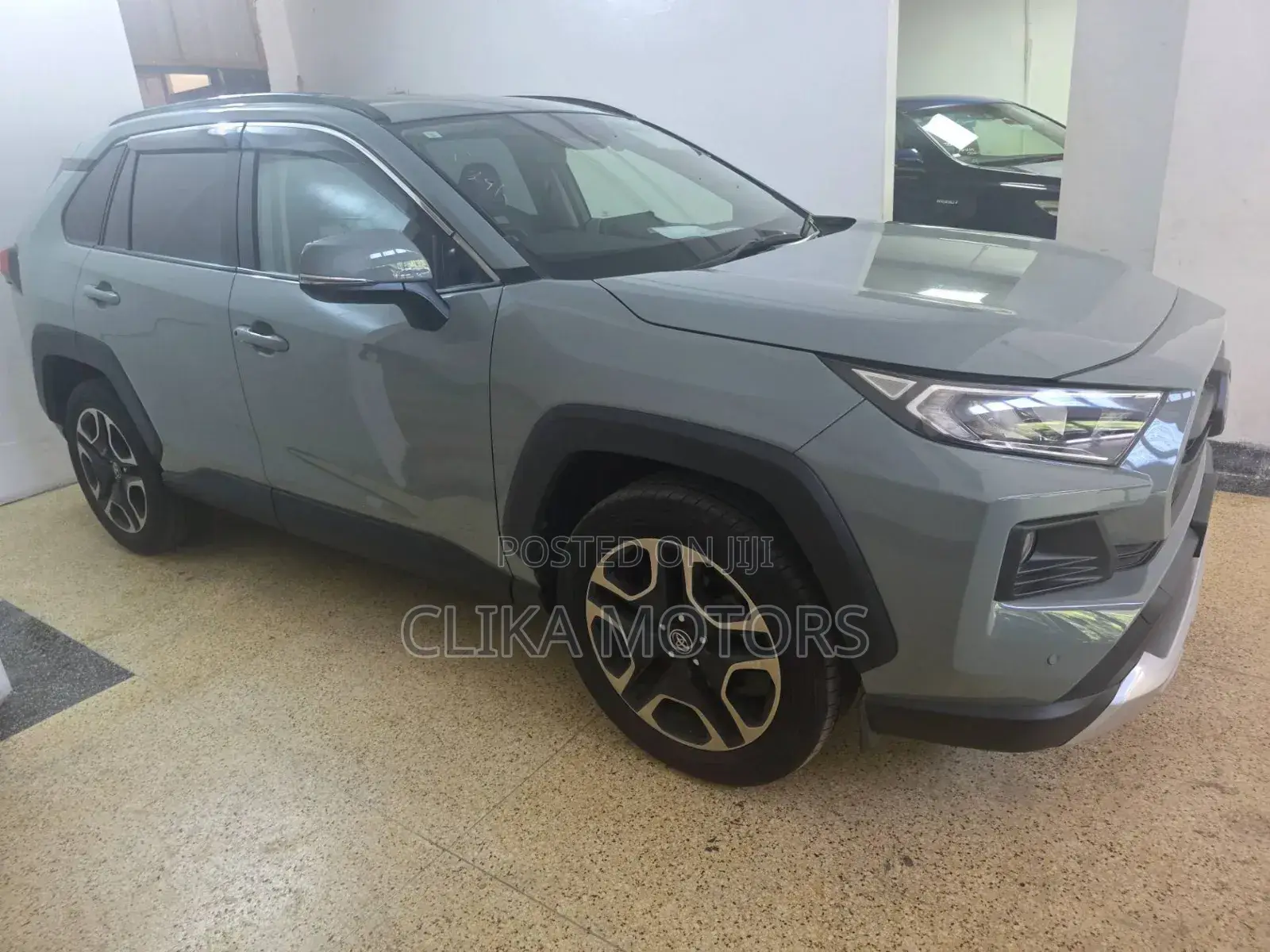 Toyota RAV4 Limited AWD 2019 Teal