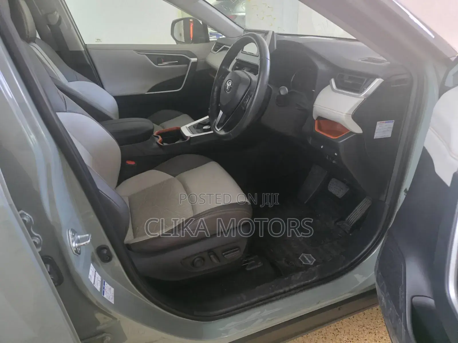 Toyota RAV4 Limited AWD 2019 Teal