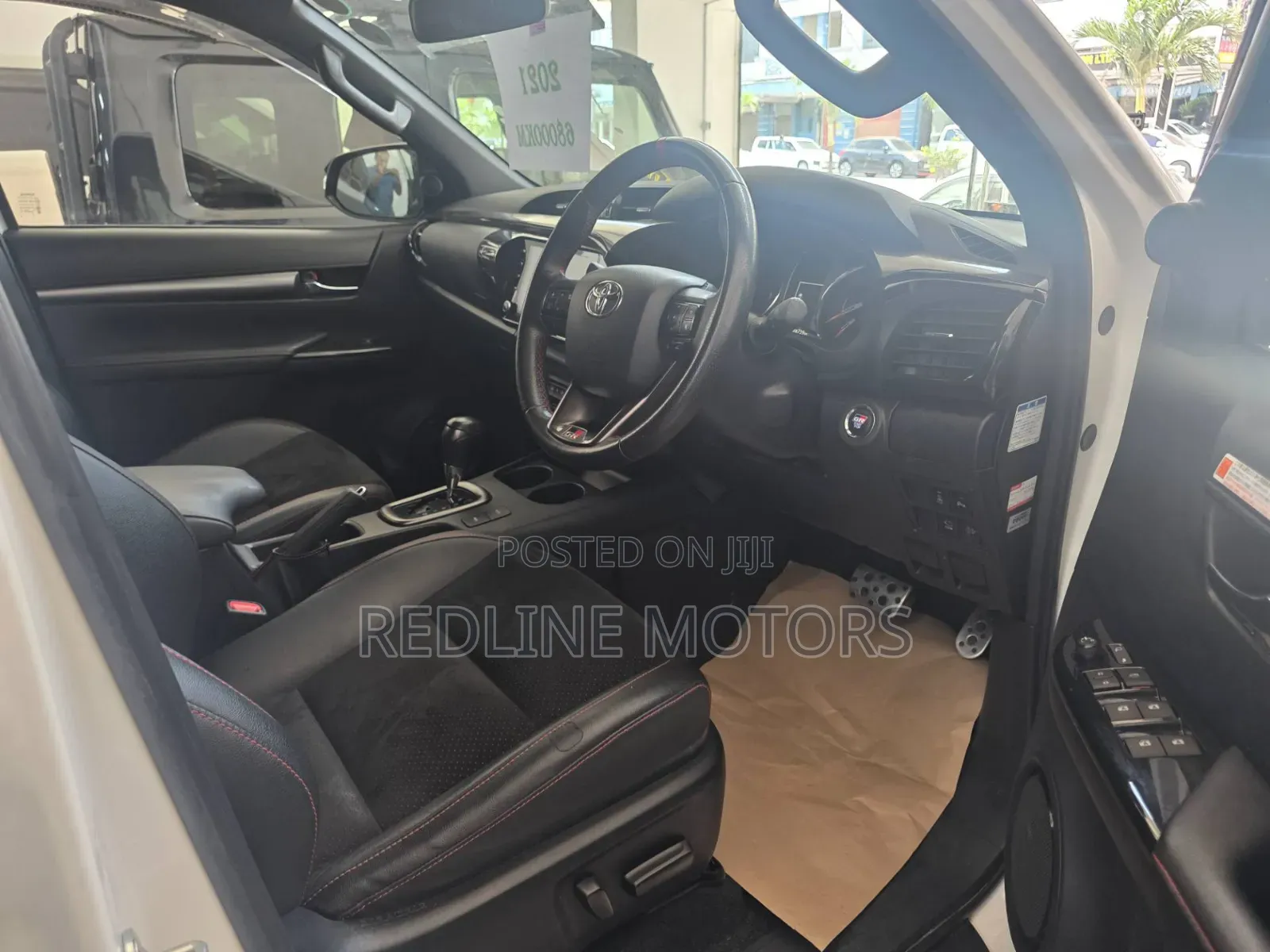 Toyota Hilux Revo Double Cab Deisel 2.4 AWD 2021 White