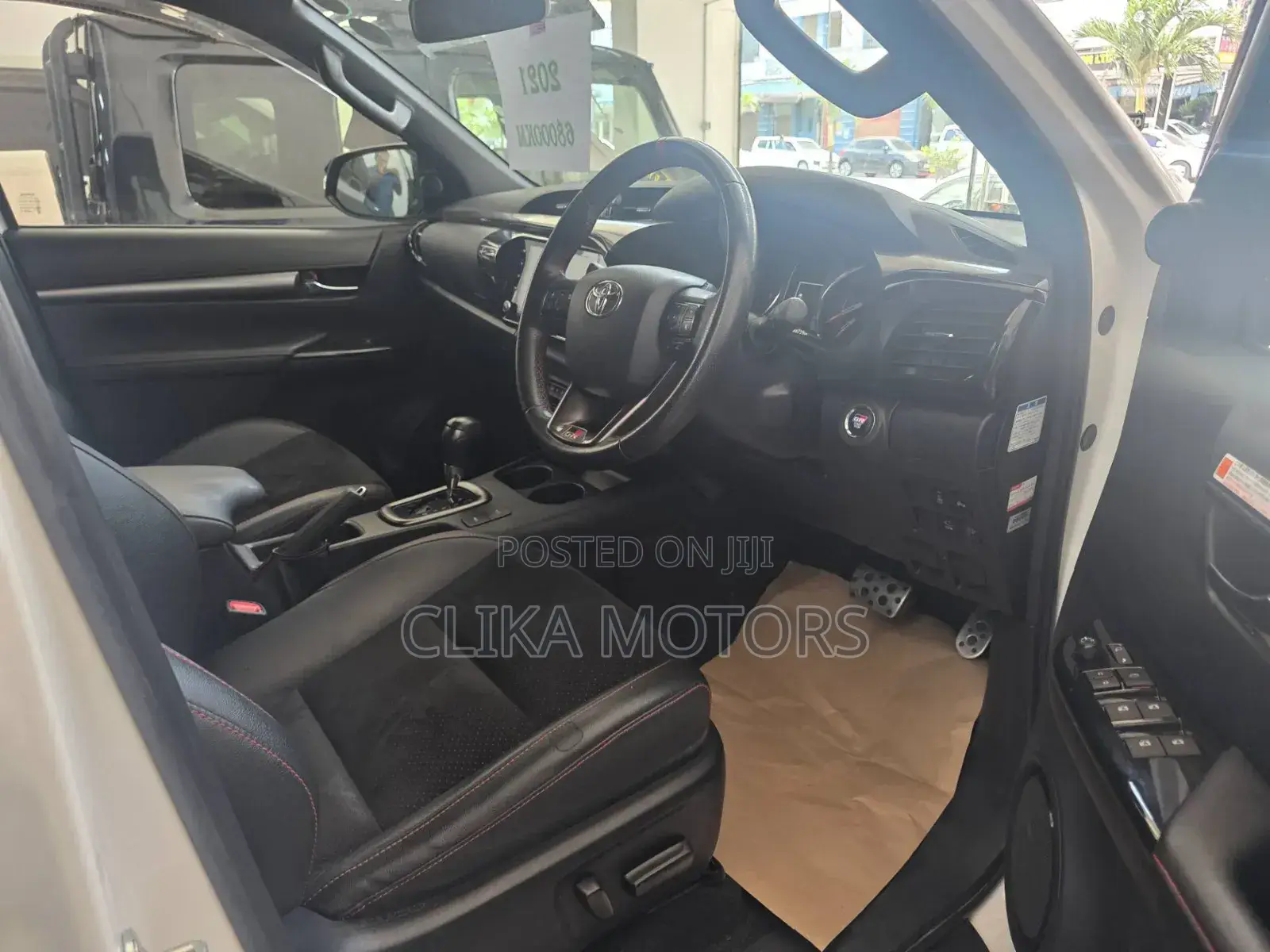 Toyota Hilux Revo Double Cab Deisel 2.4 AWD 2021 White