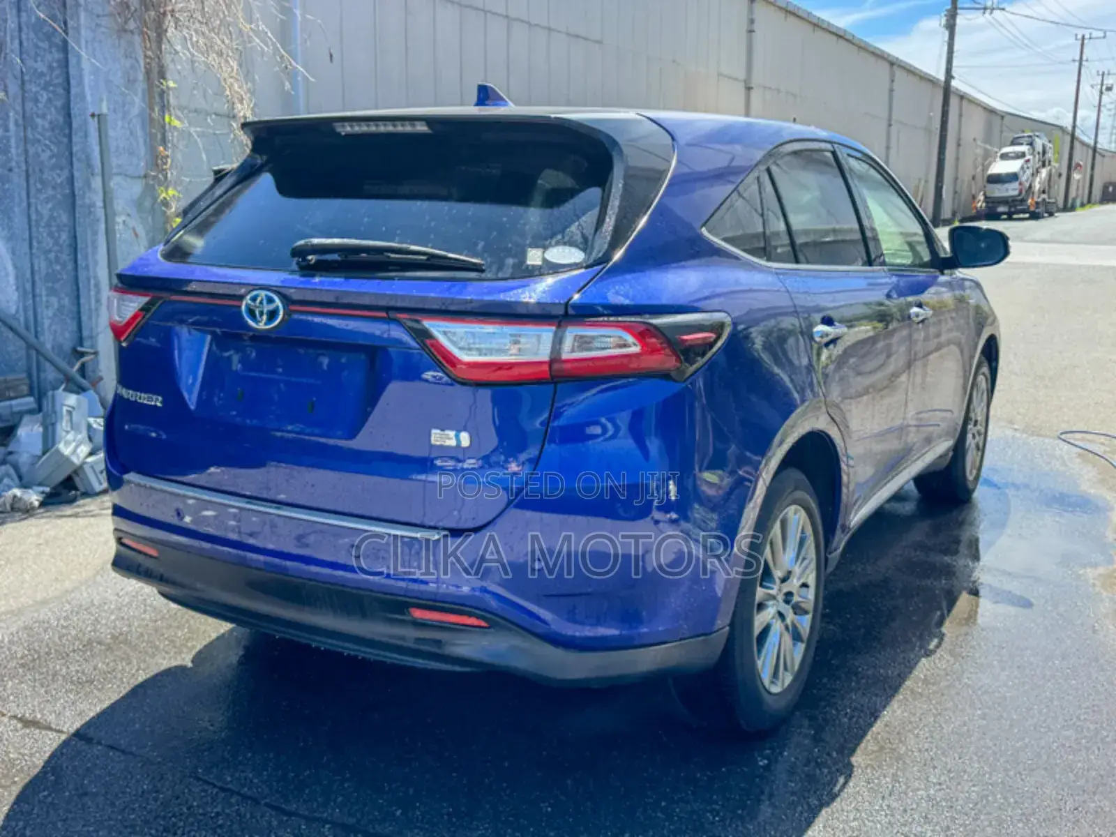 Toyota Harrier 2.5 Hybrid 4WD 2018 Blue