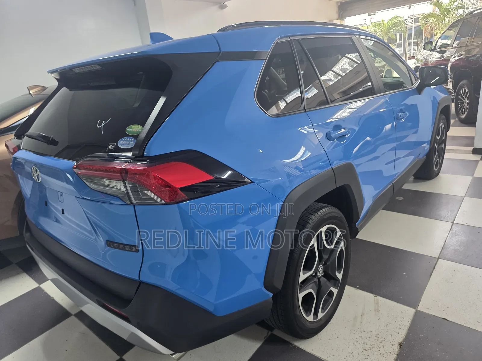 Toyota RAV4 LE FWD 2019 Blue