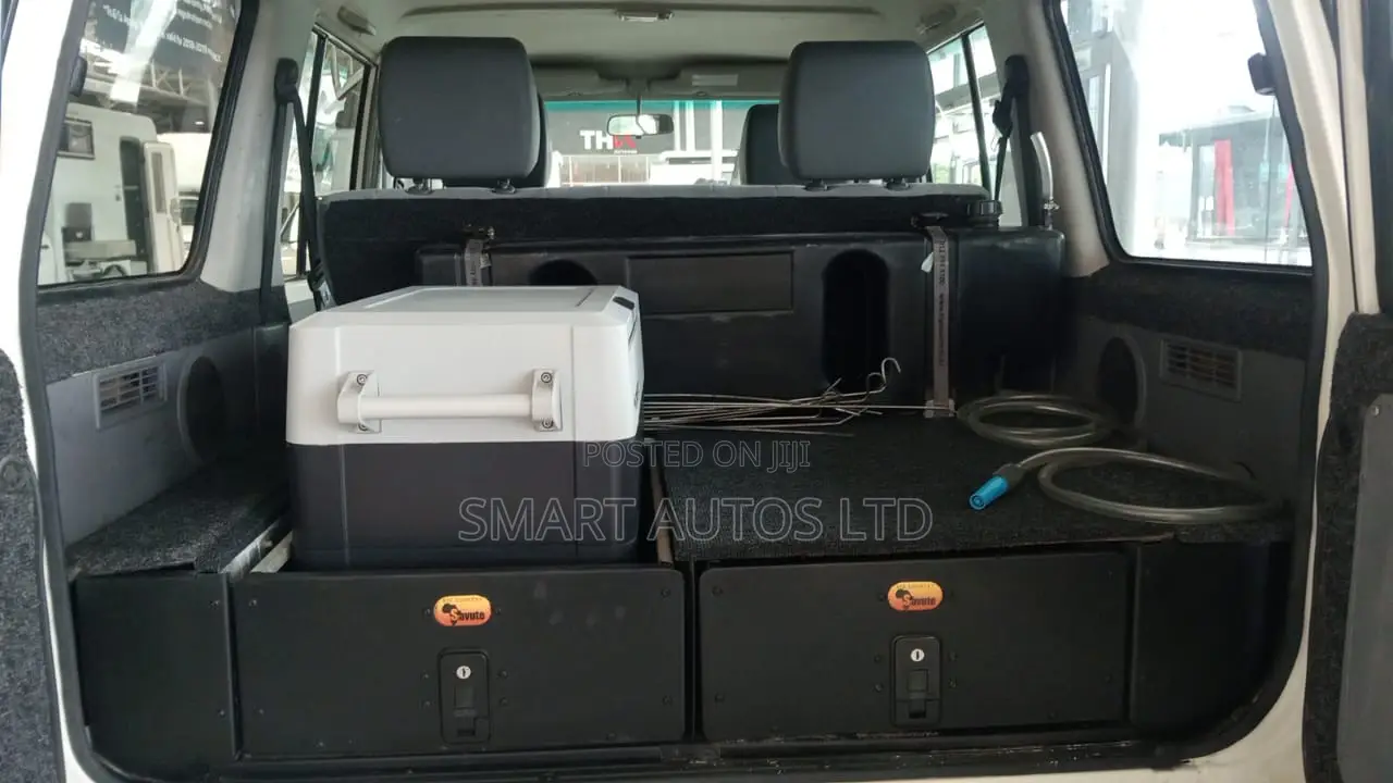 Toyota Land Cruiser 76 Series 2019 White