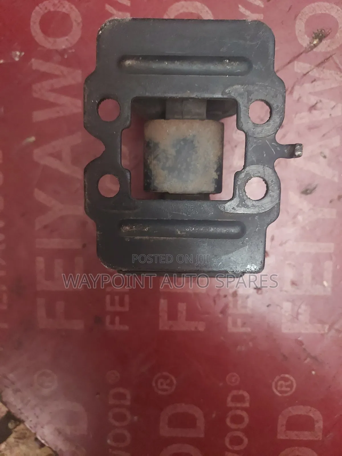 Gearbox Mount Toyota Mark X, Crown
