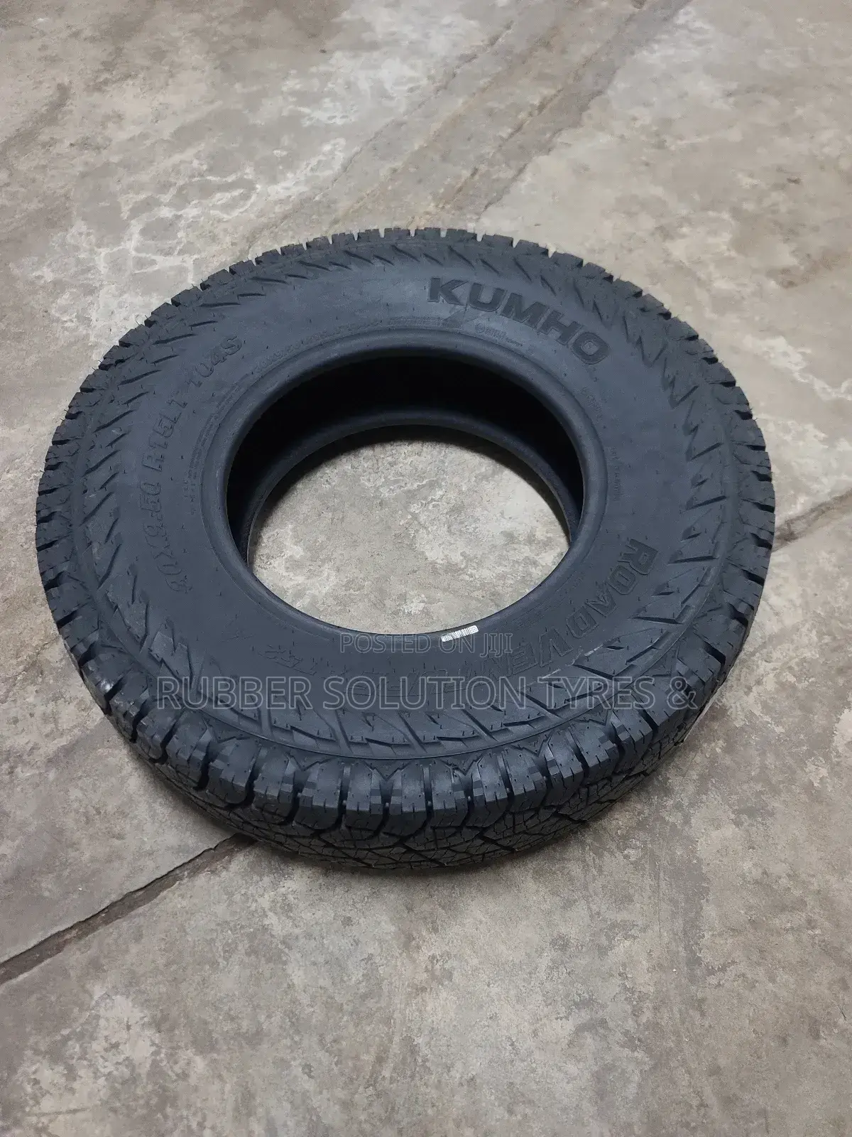 30x9.5r15 L/T Kumho Tires [A/T52 Road Venture ]