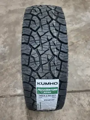 30x9.5 R15 Kumho Tyres Road Venture a/T52 All-Terrain