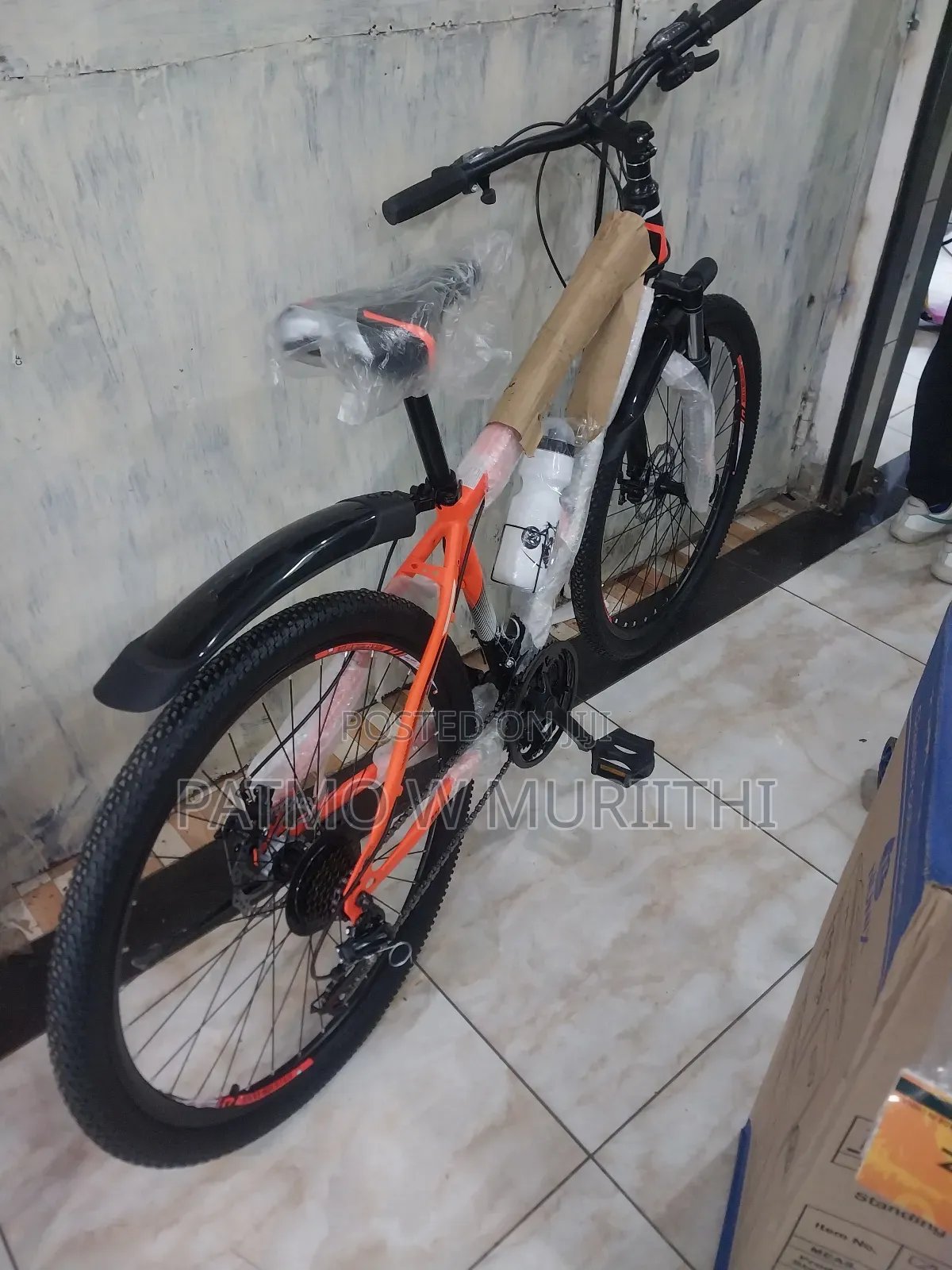 Rocky Mountain Size 27 Bicycle With Gear