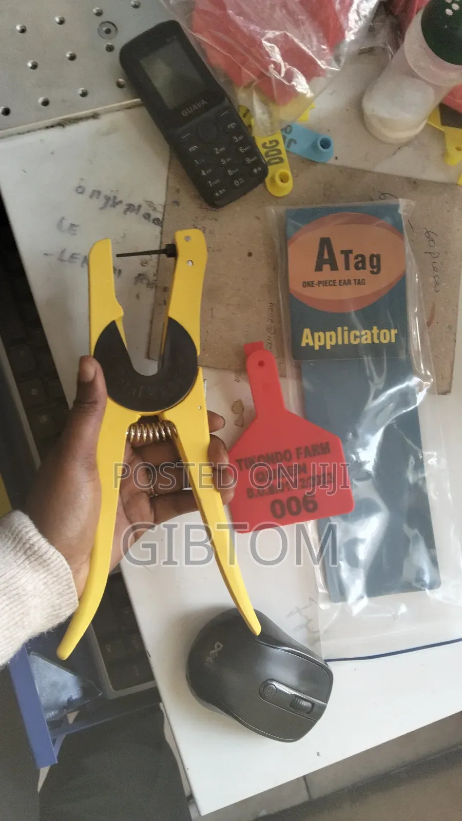 Z Eartag Applicator