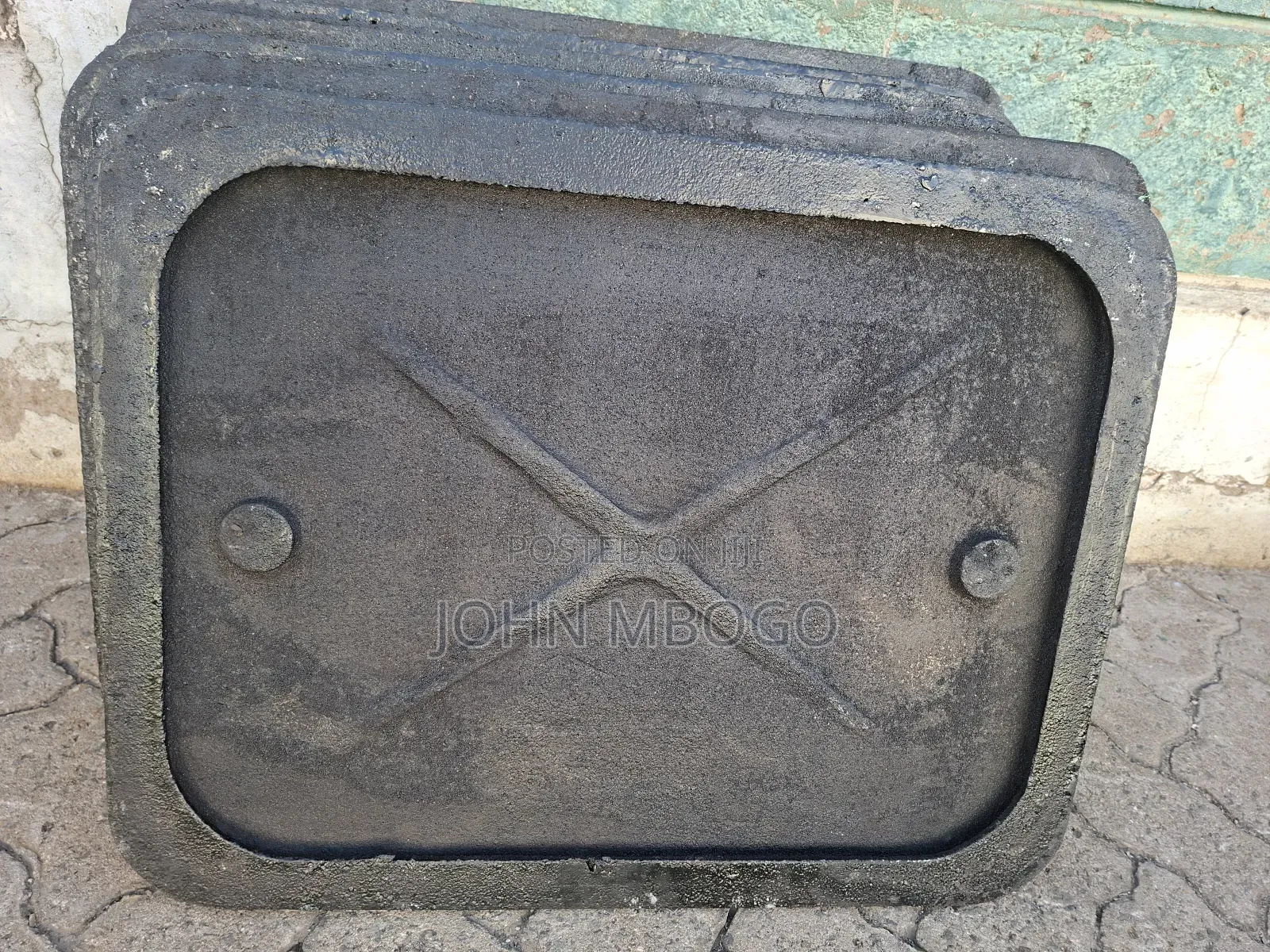 Heavy Duty Manhole Cover 450mmx600mm.