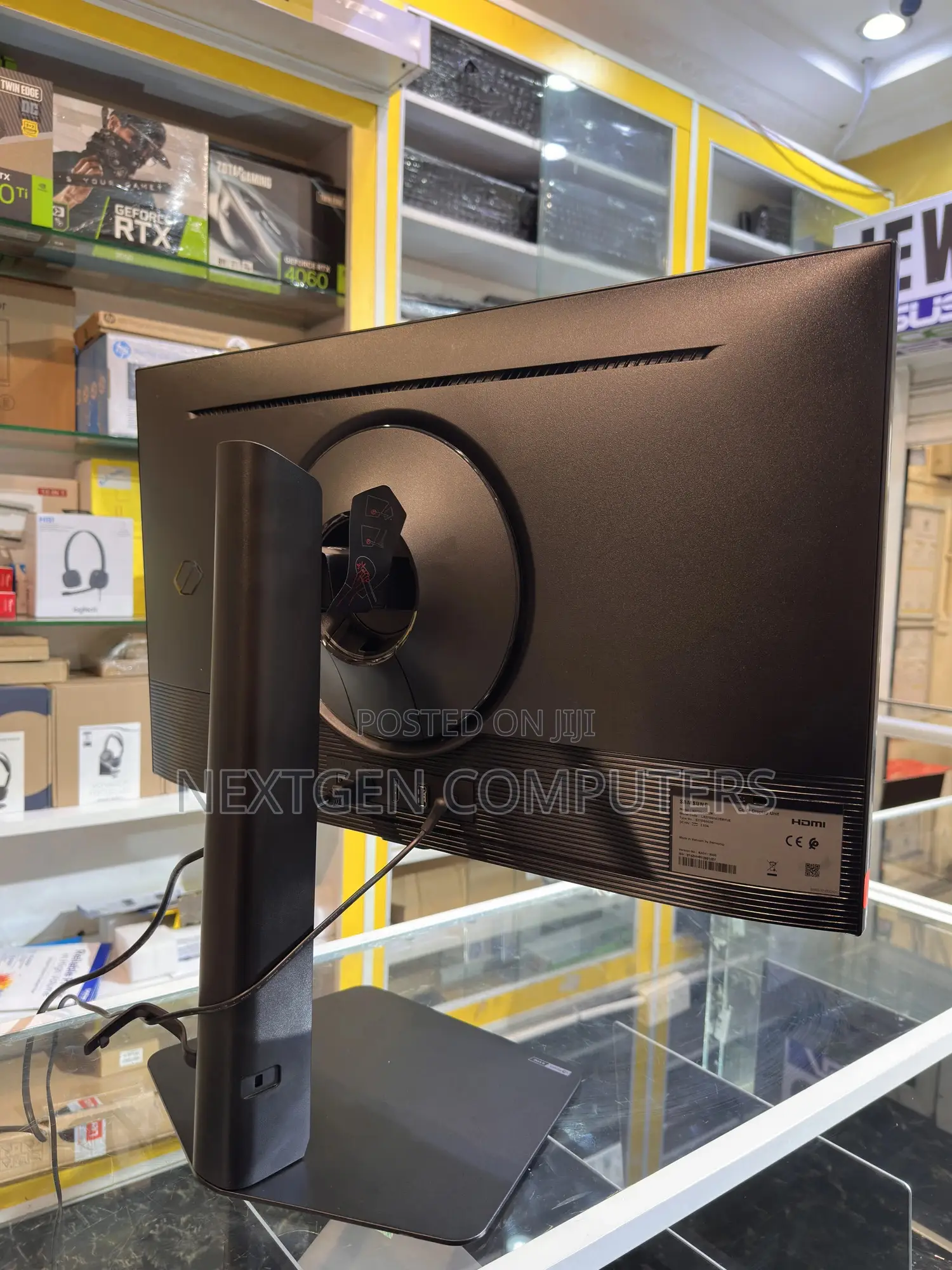 Samsung Odessey G5 G50d-Ls27dg502em 27” 180hz Qhd(1440p)Gaming Monitor