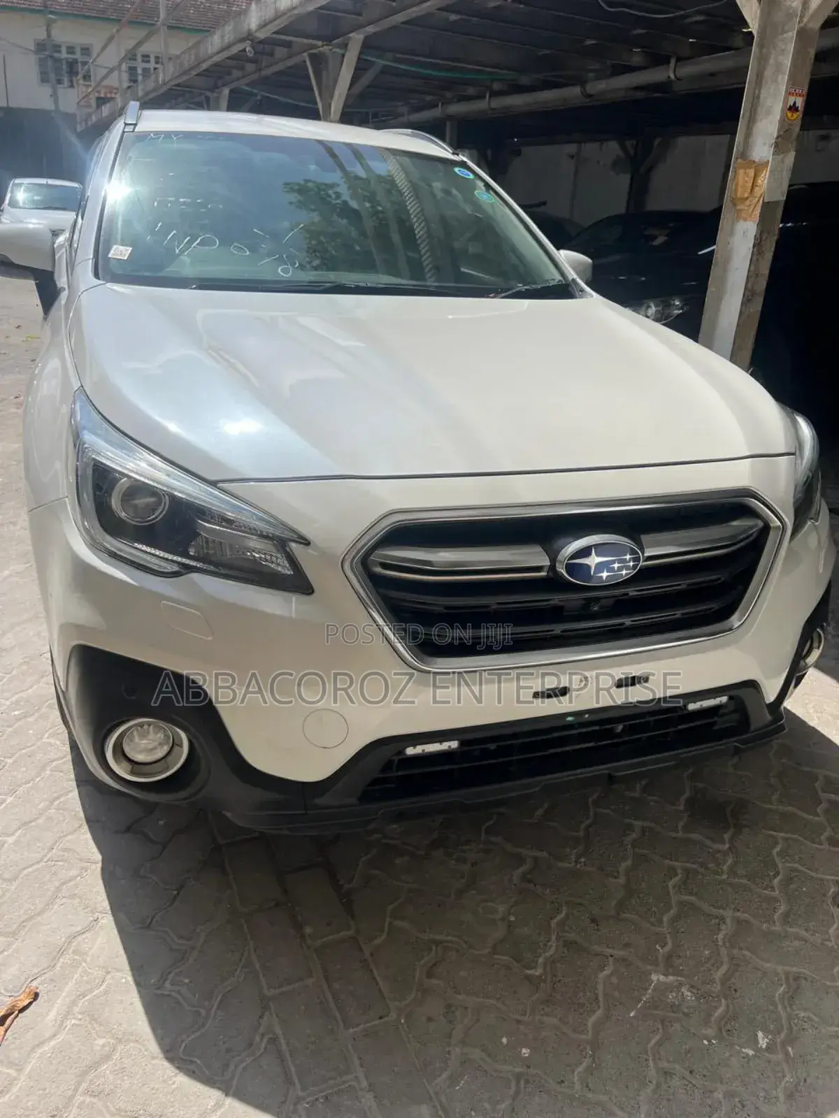 Subaru Outback 2.5i Touring AWD 2017 Pearl