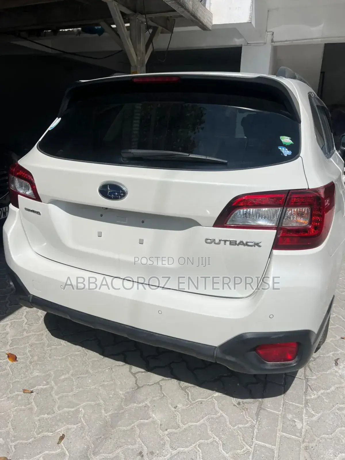 Subaru Outback 2.5i Touring AWD 2017 Pearl