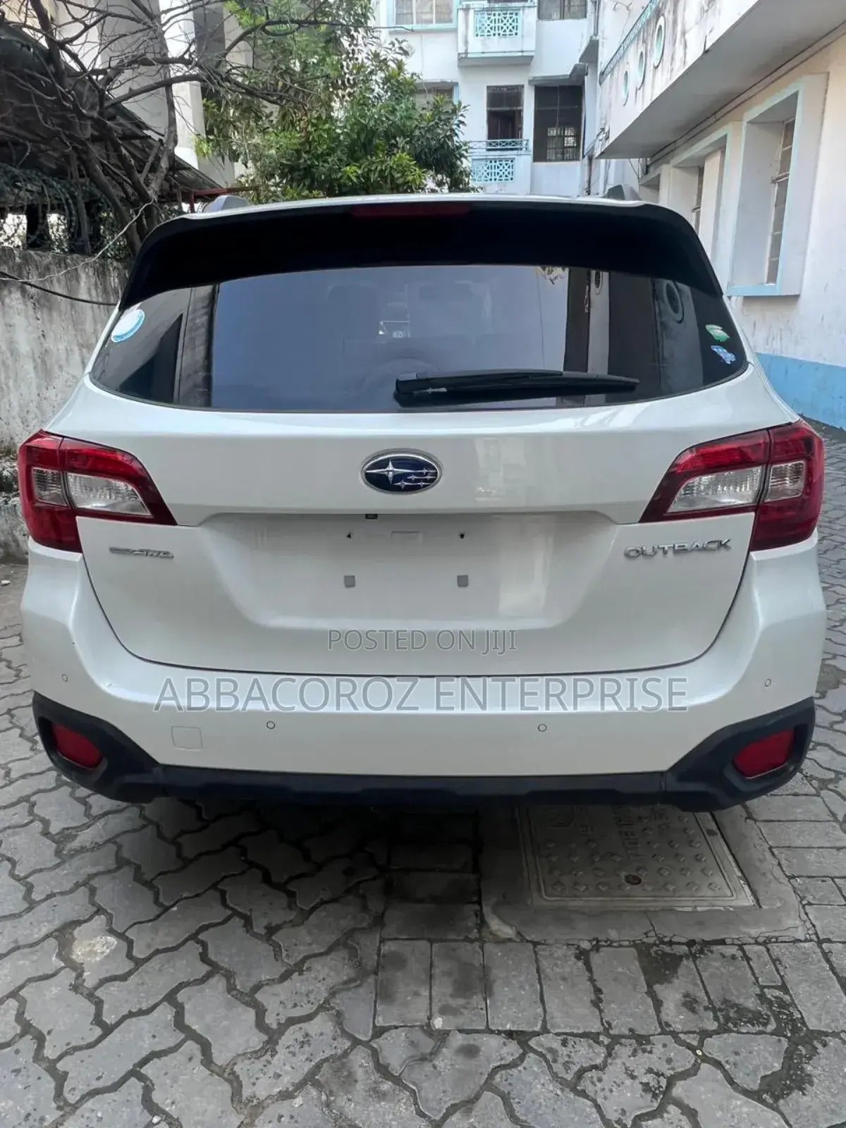 Subaru Outback 2.5i Touring AWD 2017 Pearl