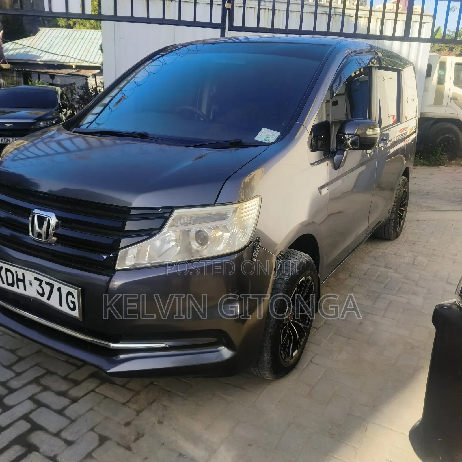 Honda Stepwgn 2015 Gray