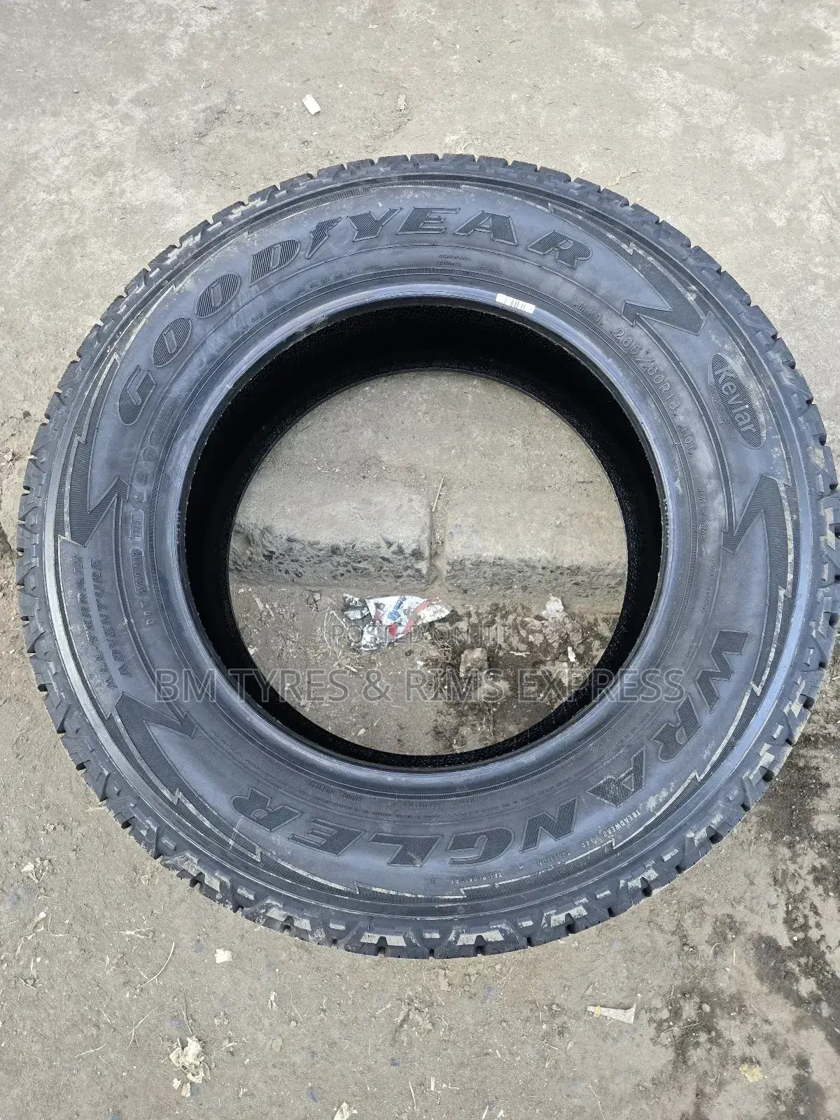 265 /60 R18 Goodyear Tyres (All Terrein)