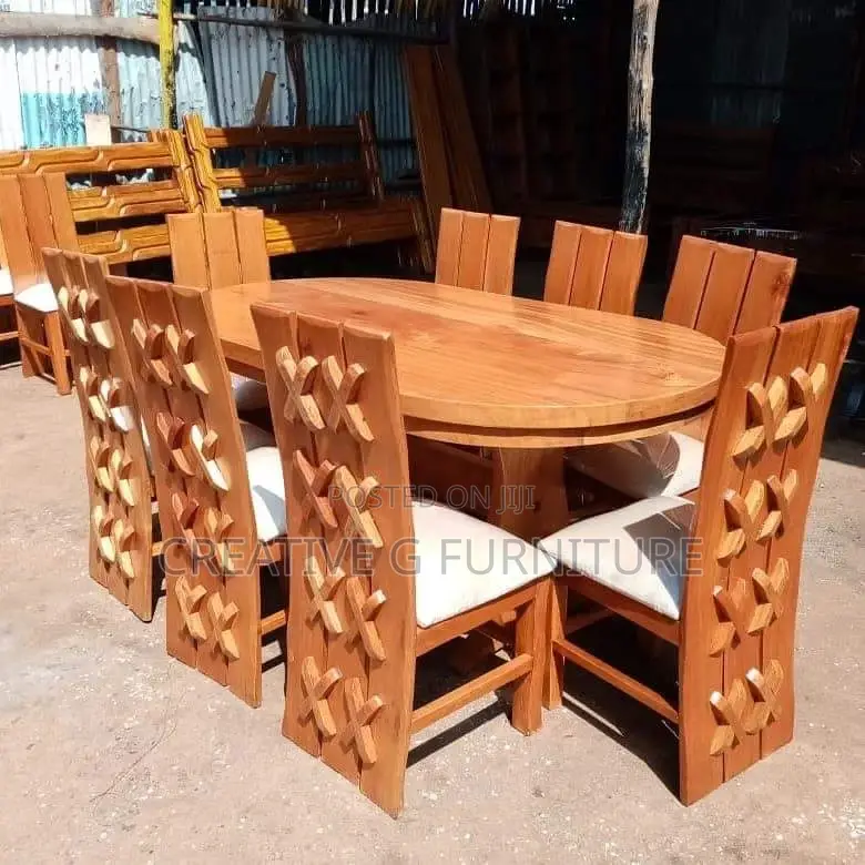 Elite First-Class Dining Table