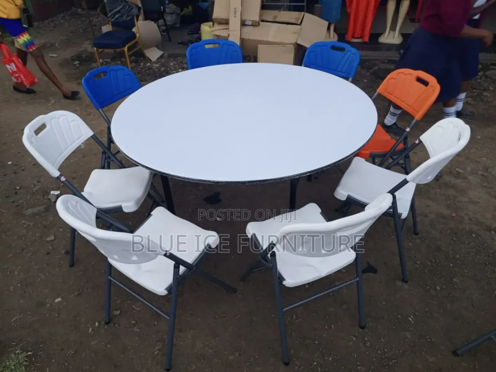 Round Modern Dining Table