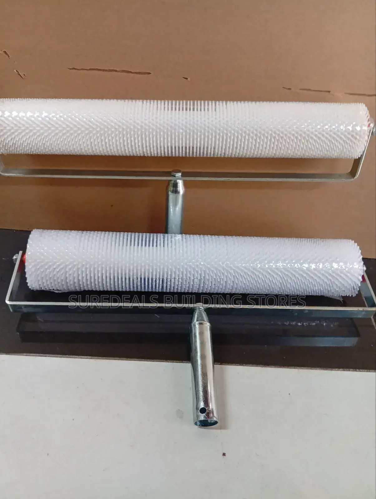 Epoxy Spike Roller