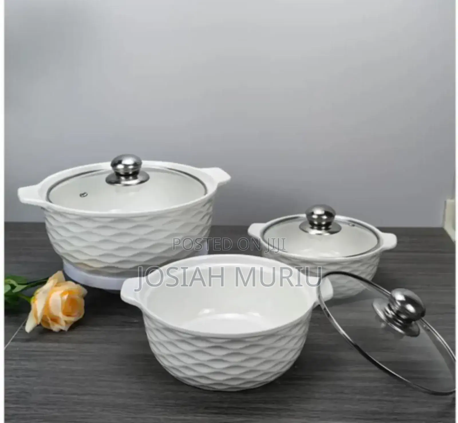 *Set of 3 White Soup Pots