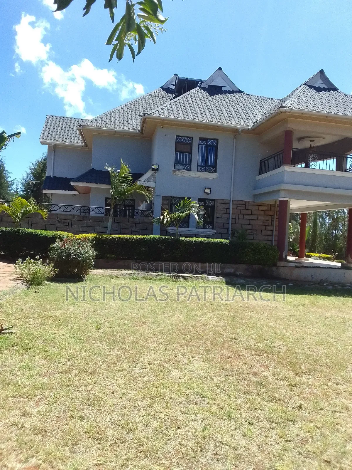 5bdrm Maisonette in Kyasila, Mua Hills for sale