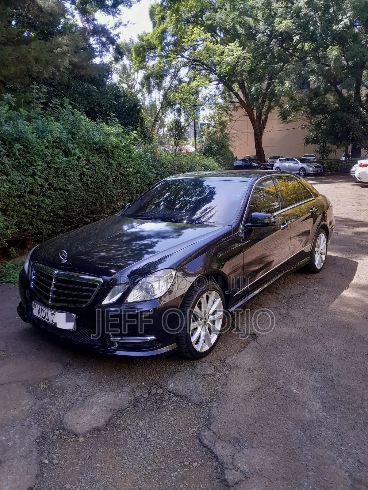 Mercedes-Benz E250 2013 Black