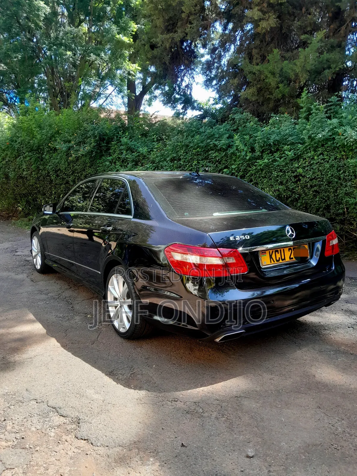 Mercedes-Benz E250 2013 Black