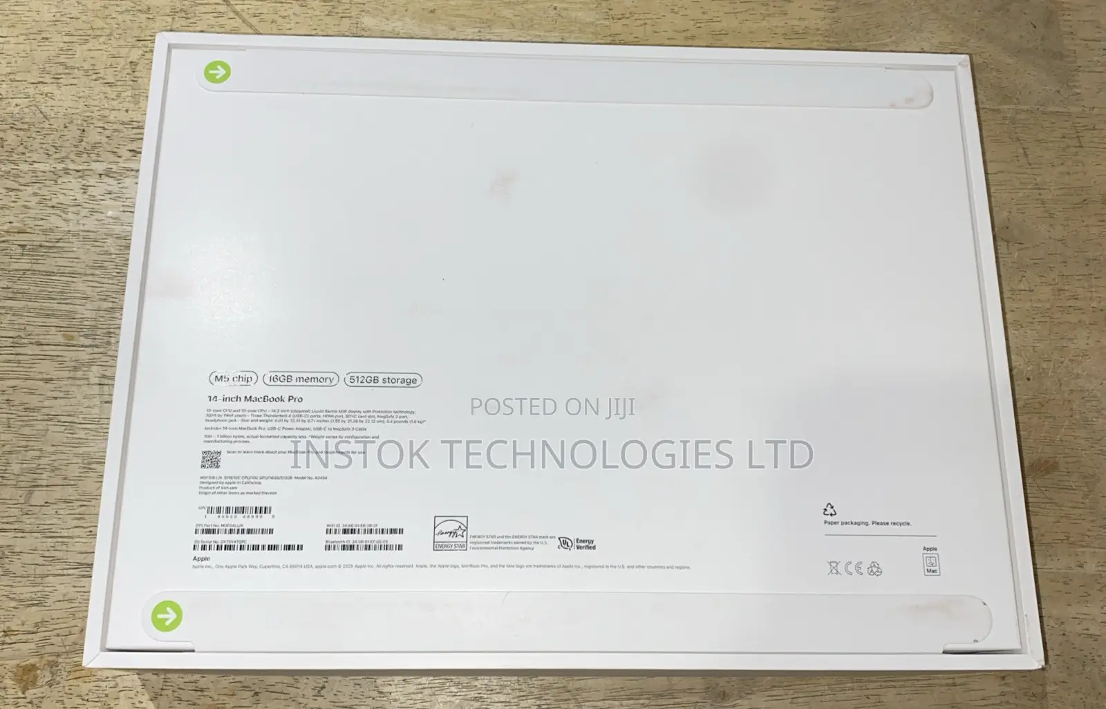New Laptop Apple MacBook Pro 16GB Apple M5 SSD 512GB