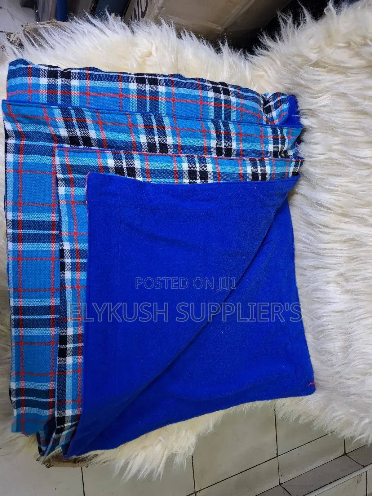 Maasai Shuka With Fleece