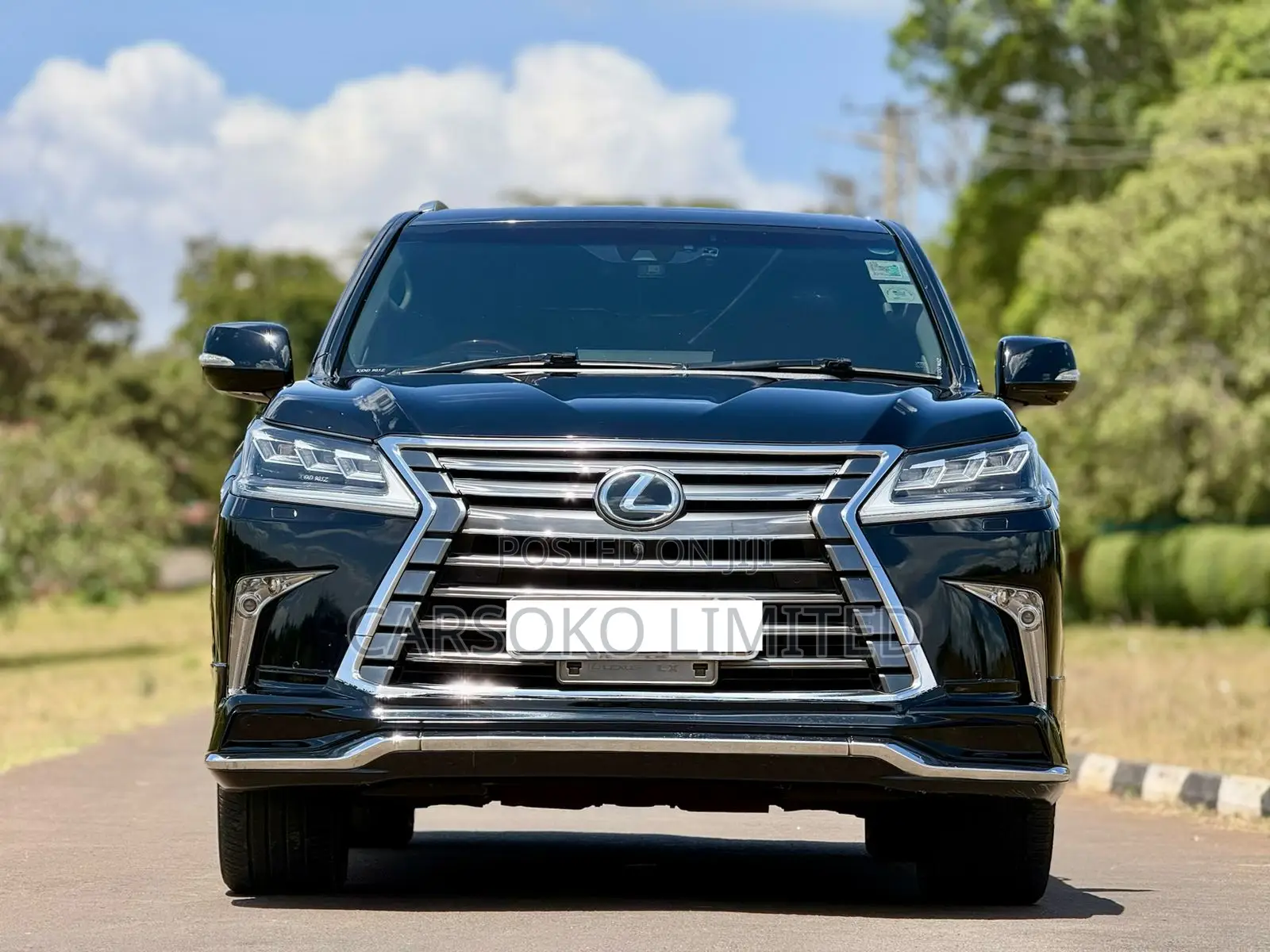 Lexus LX 570 AWD 2016