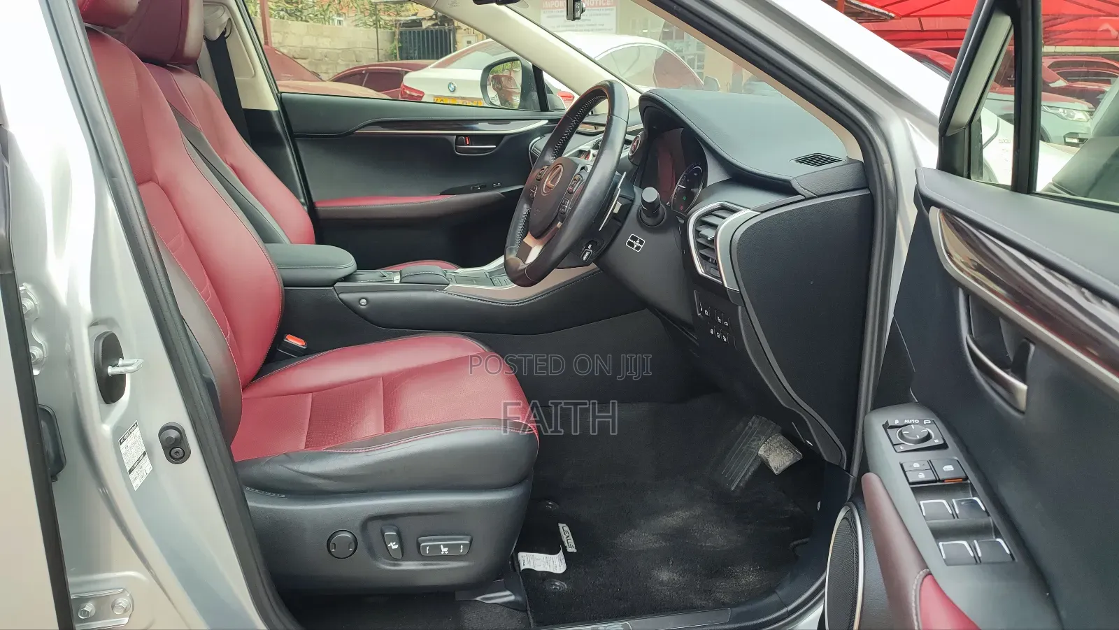 Lexus NX 300h AWD 2019 Silver