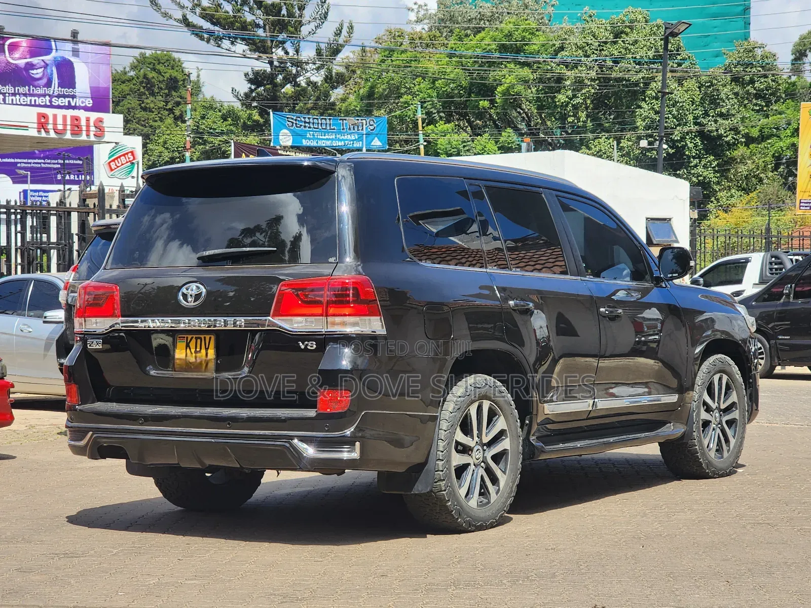 Toyota Land Cruiser 4.6 V8 ZX 2016 Black