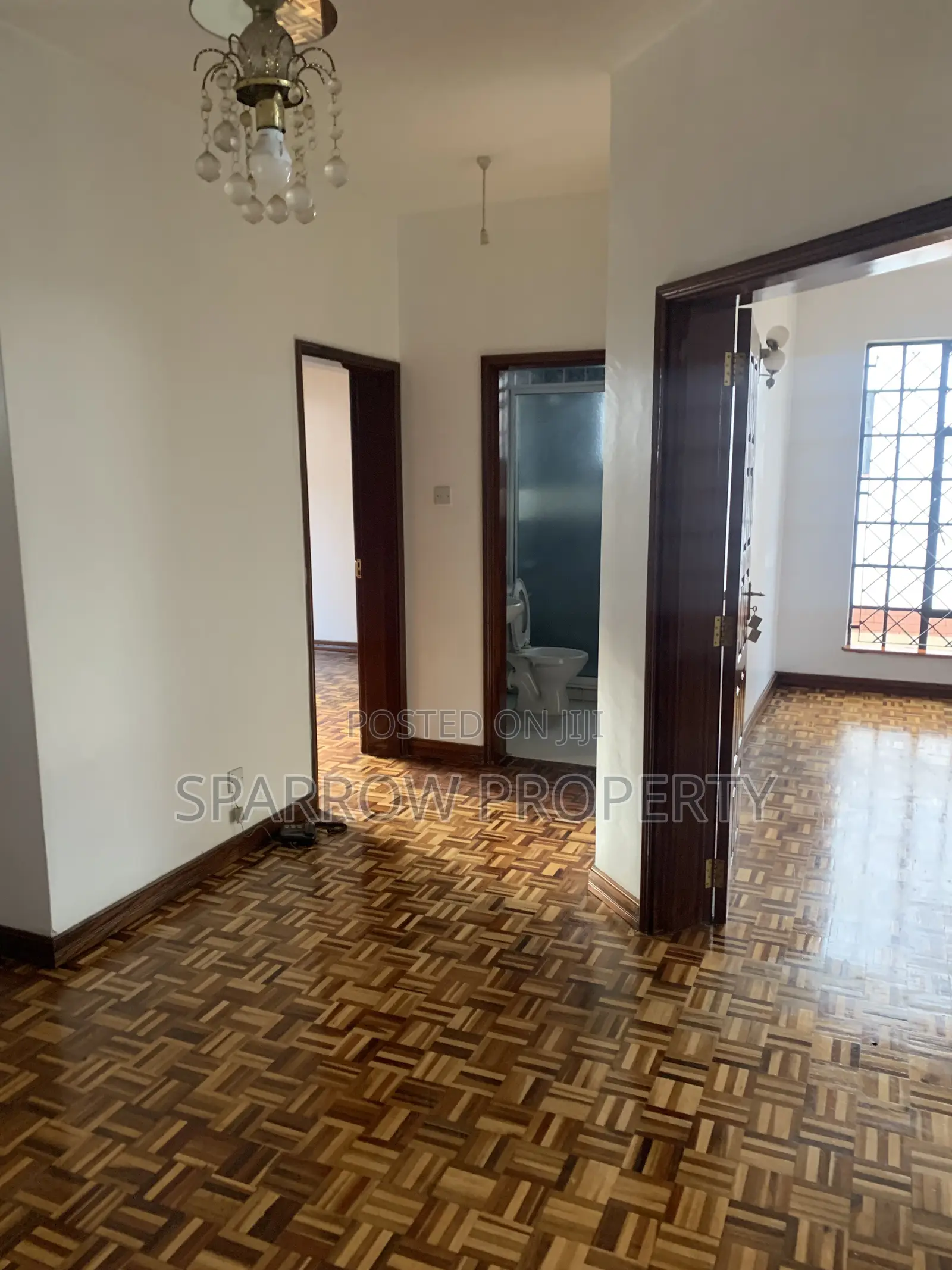 5bdrm Townhouse/Terrace in Jabavu Village, Hurlingham for sale