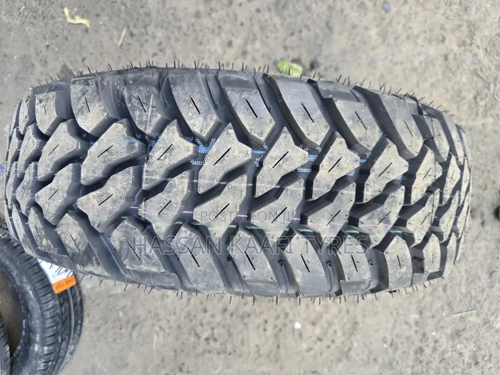 235/75r15 Kenda Tyre M/T