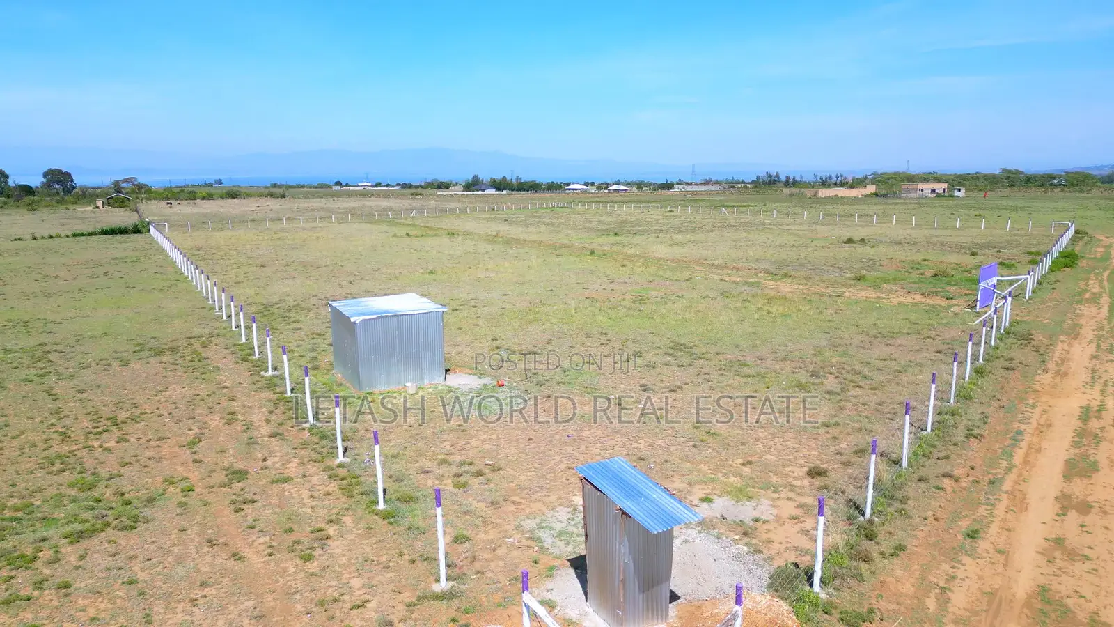 In Naivasha,1.2km Off The Tarmac,