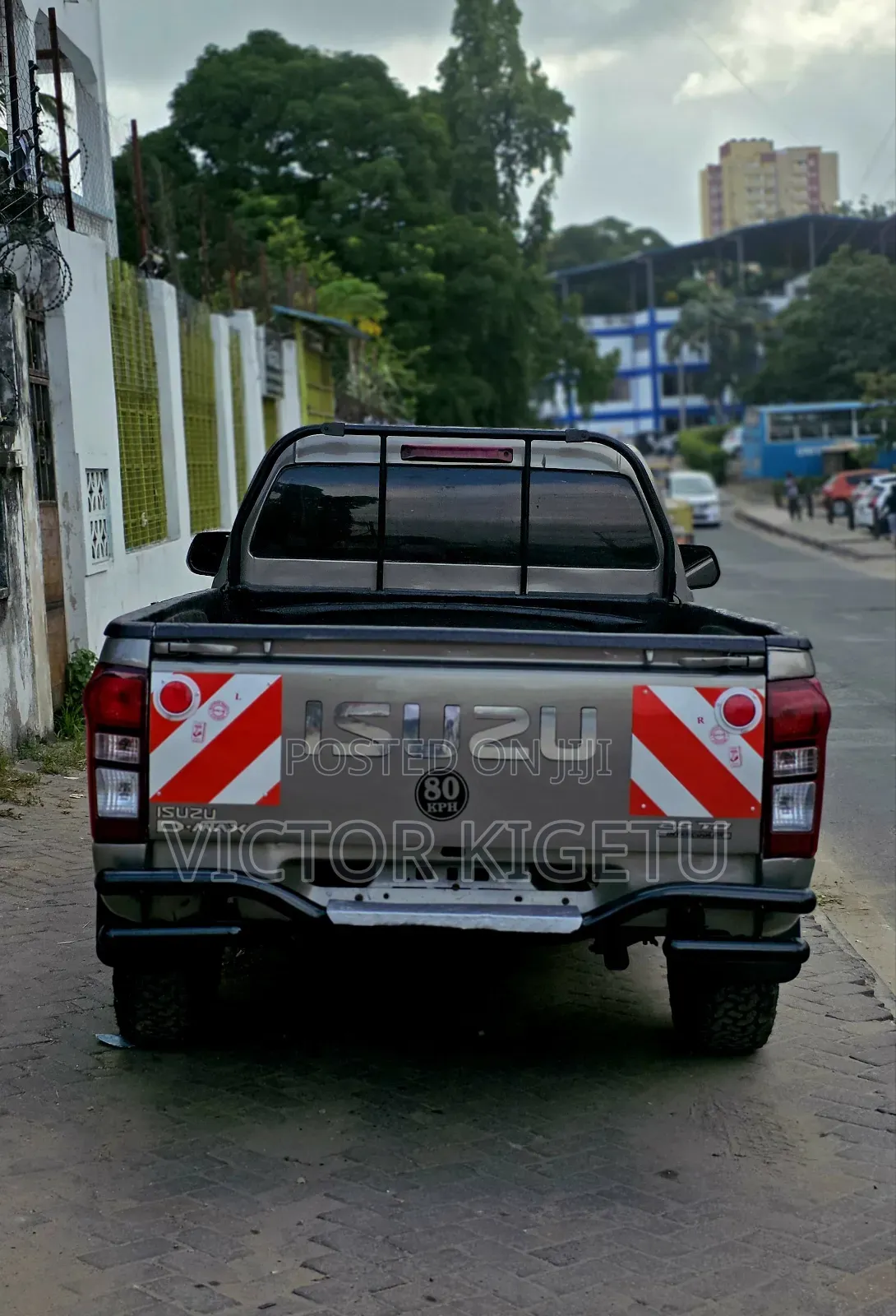 Isuzu D-MAX 2021 Silver