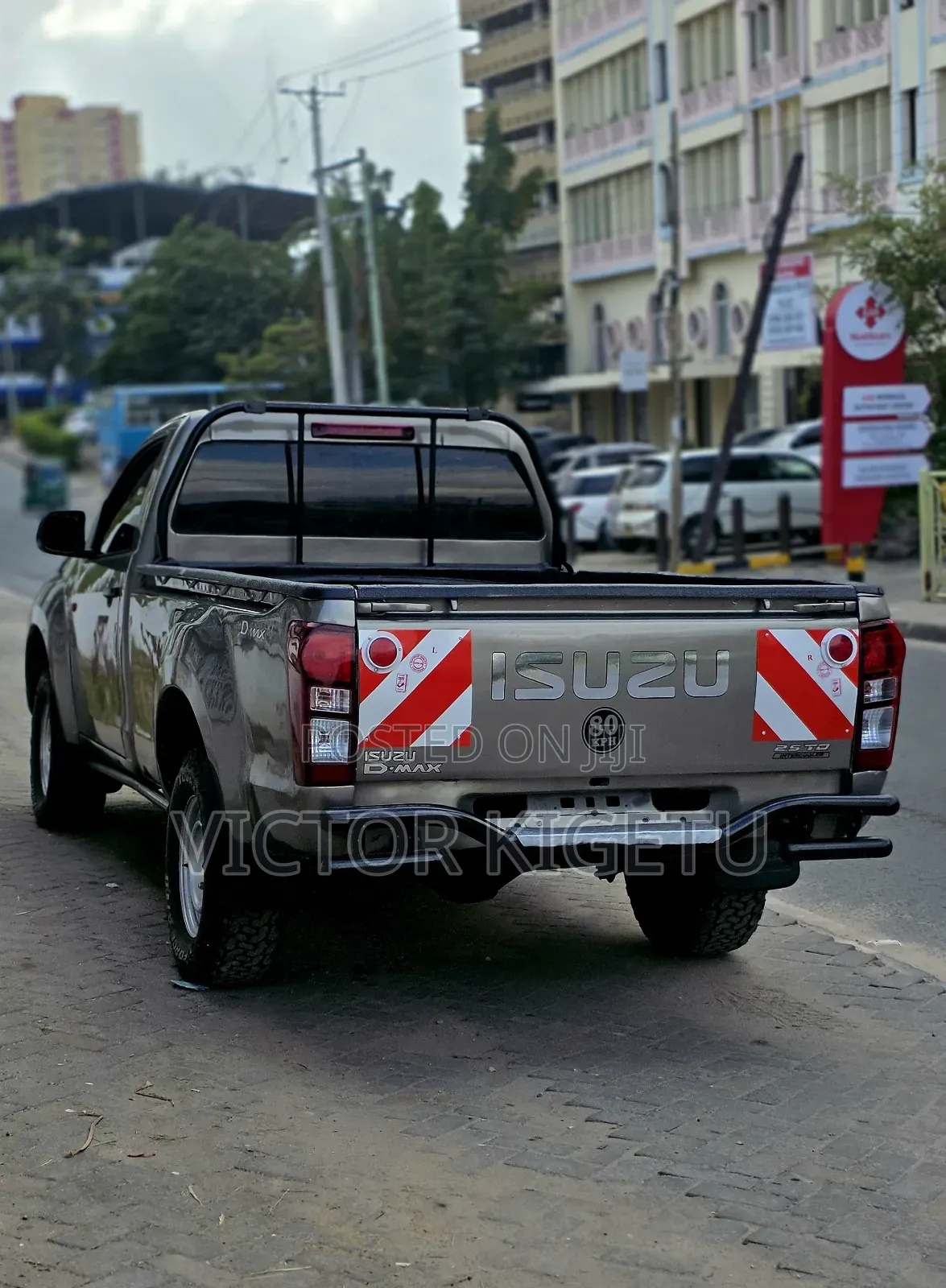 Isuzu D-MAX 2021 Silver