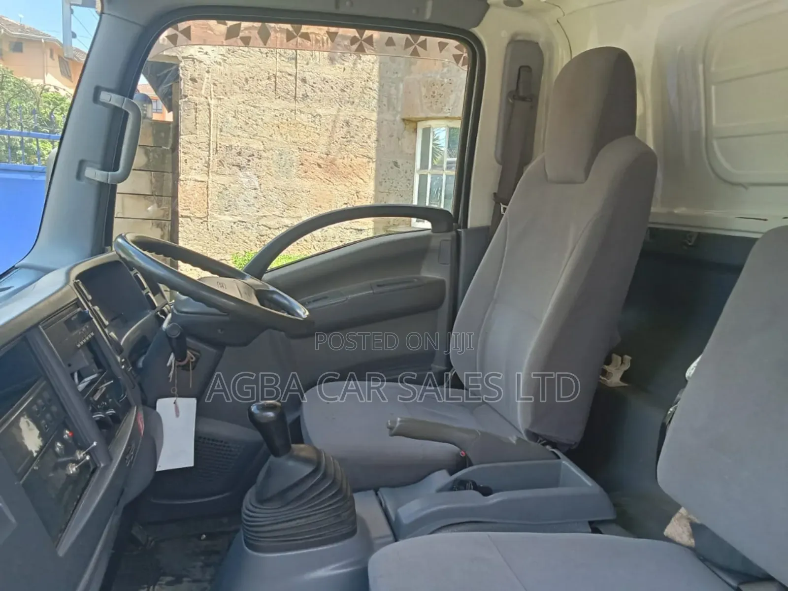 Isuzu Elf,2014model,3000cc Diesel, Manual Transmission and Fridge!