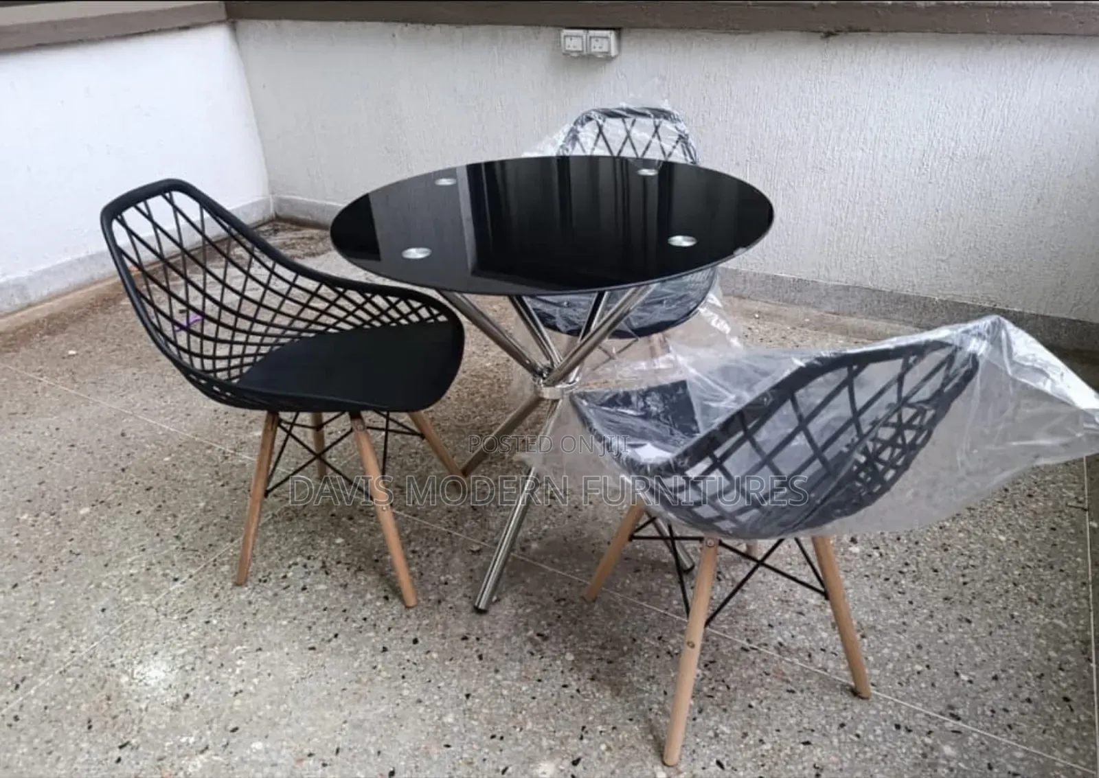 Balcony Tebles