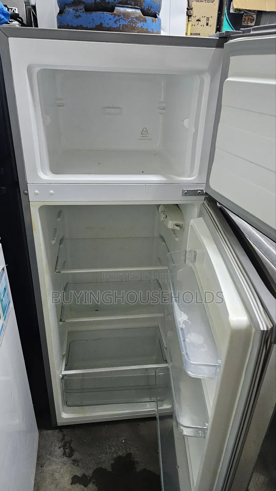Mika 225l Fridge
