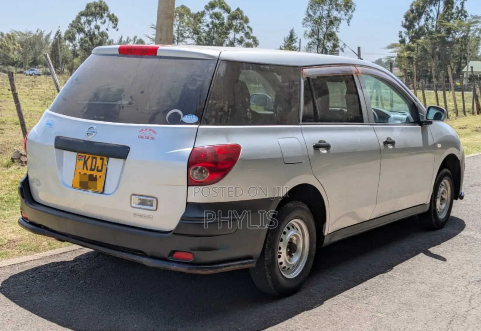 Nissan Advan 2015 Silver