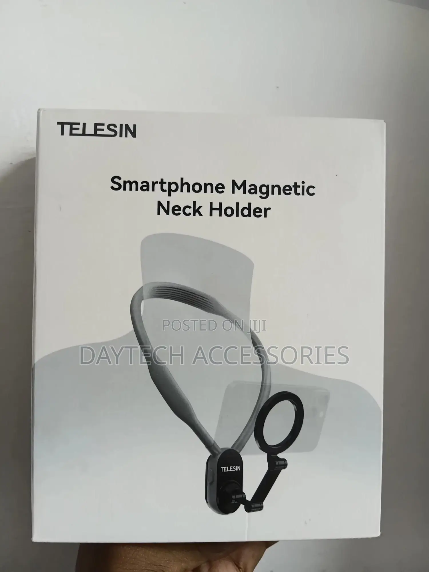Telesin Magnetic Neck Mount for Smartphone.