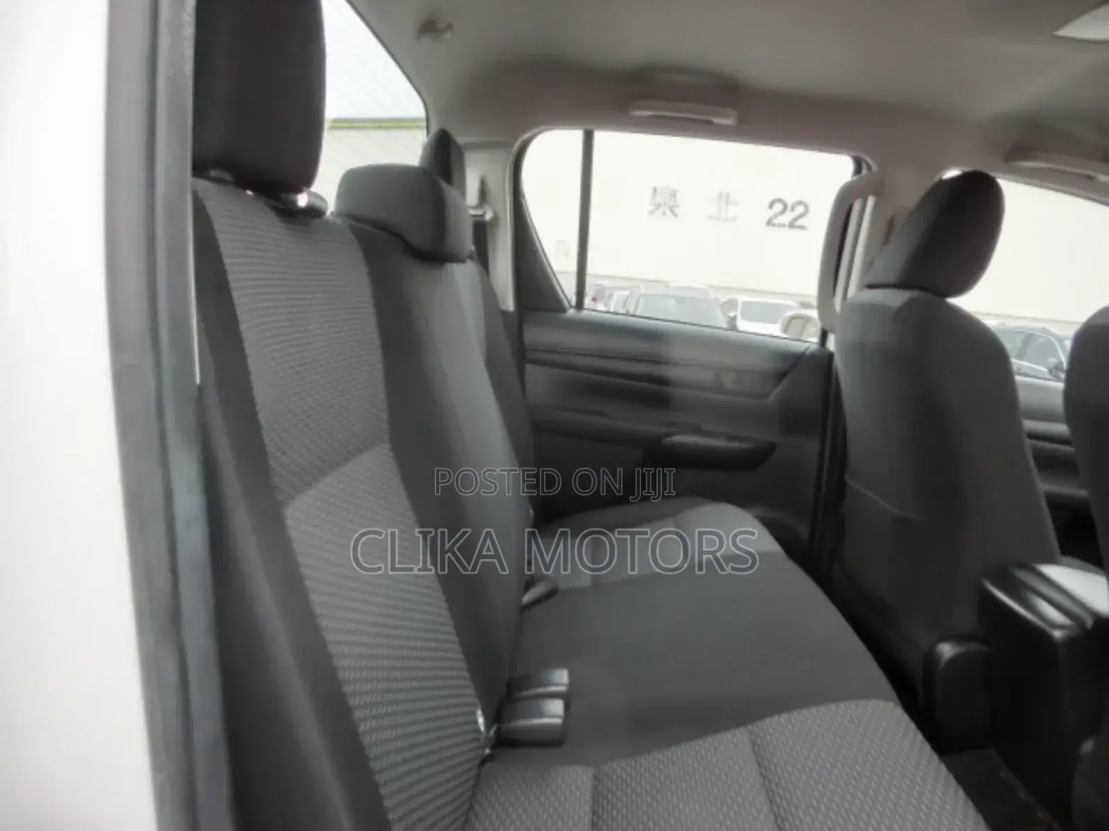 Toyota Hilux Revo Double Cab Deisel 2.4 RWD 2018 White