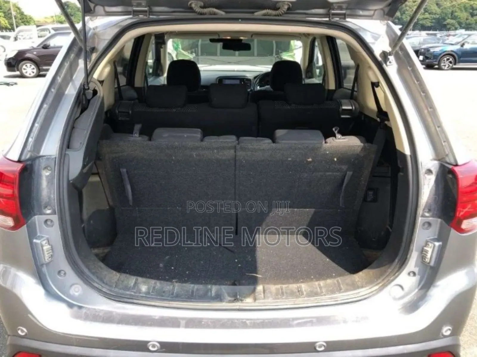 Mitsubishi Outlander ES AWC 2019 Silver