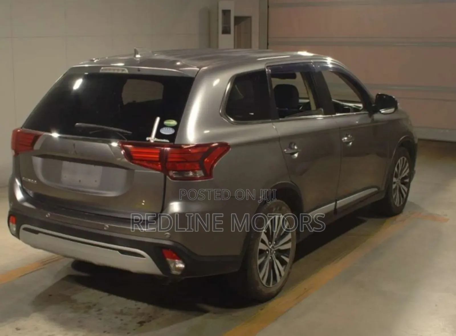 Mitsubishi Outlander ES AWC 2019 Silver