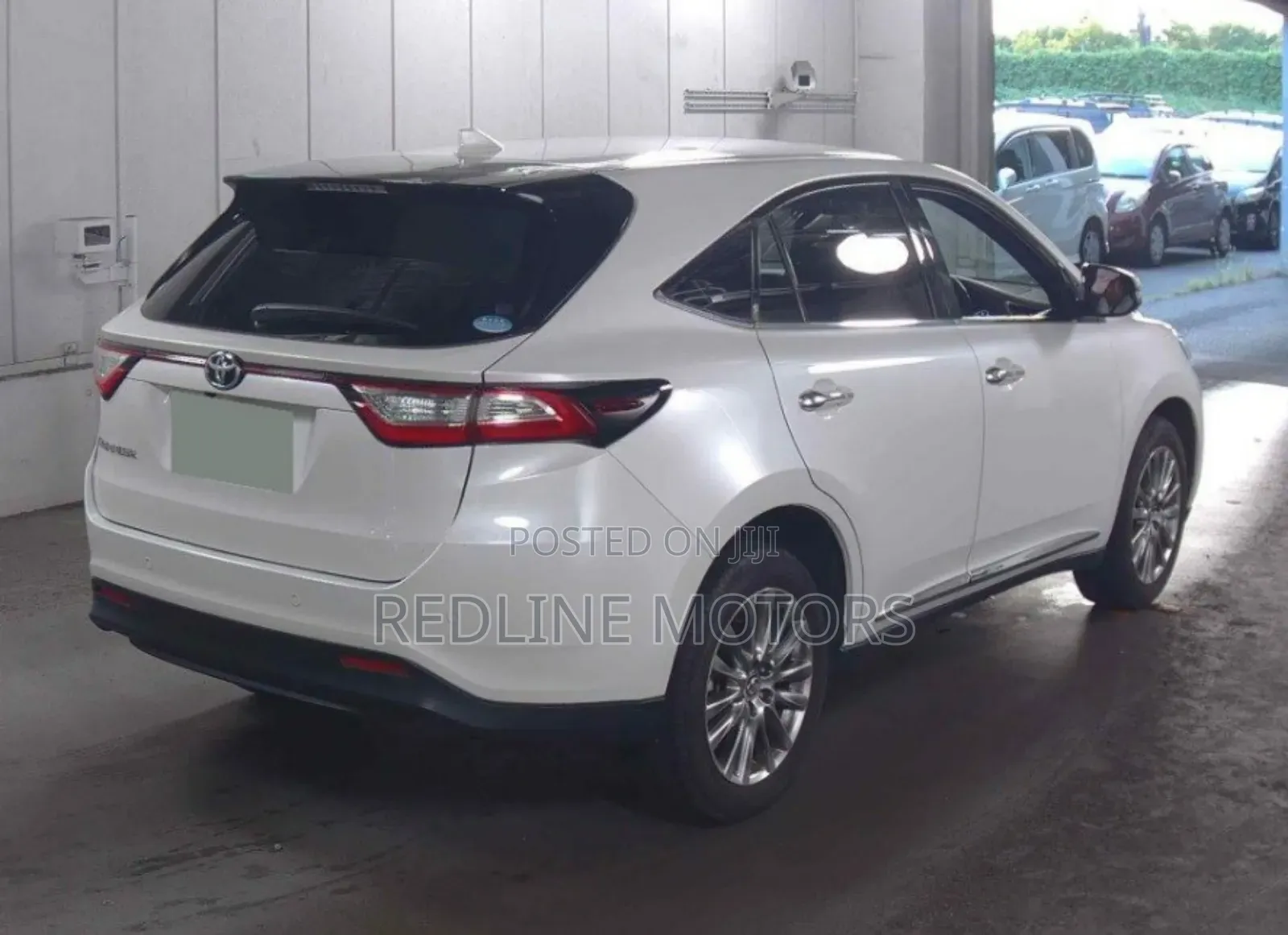 Toyota Harrier 2.0 2019 White